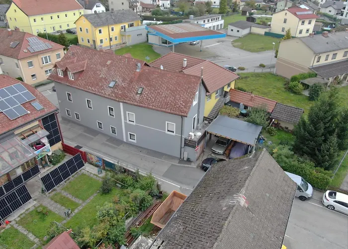 Farawayhomes * Pregarten