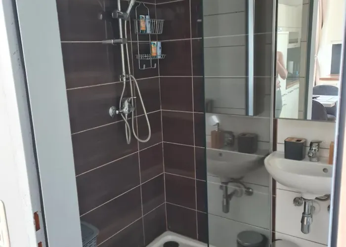 Farawayhomes Apartment