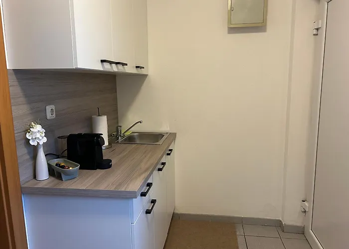 Apartment Farawayhomes