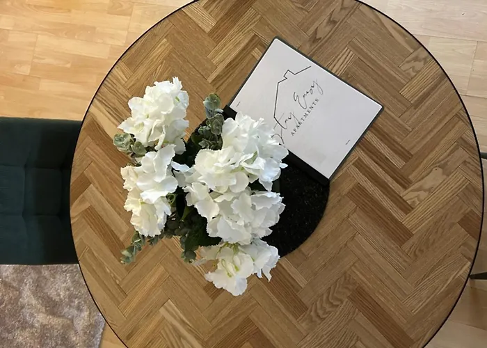 Farawayhomes Apartment *