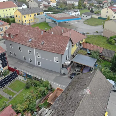 Farawayhomes * Pregarten