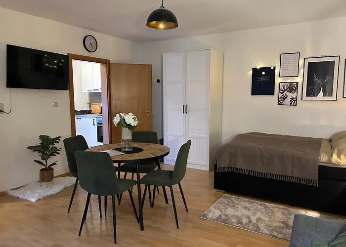 Farawayhomes * Pregarten